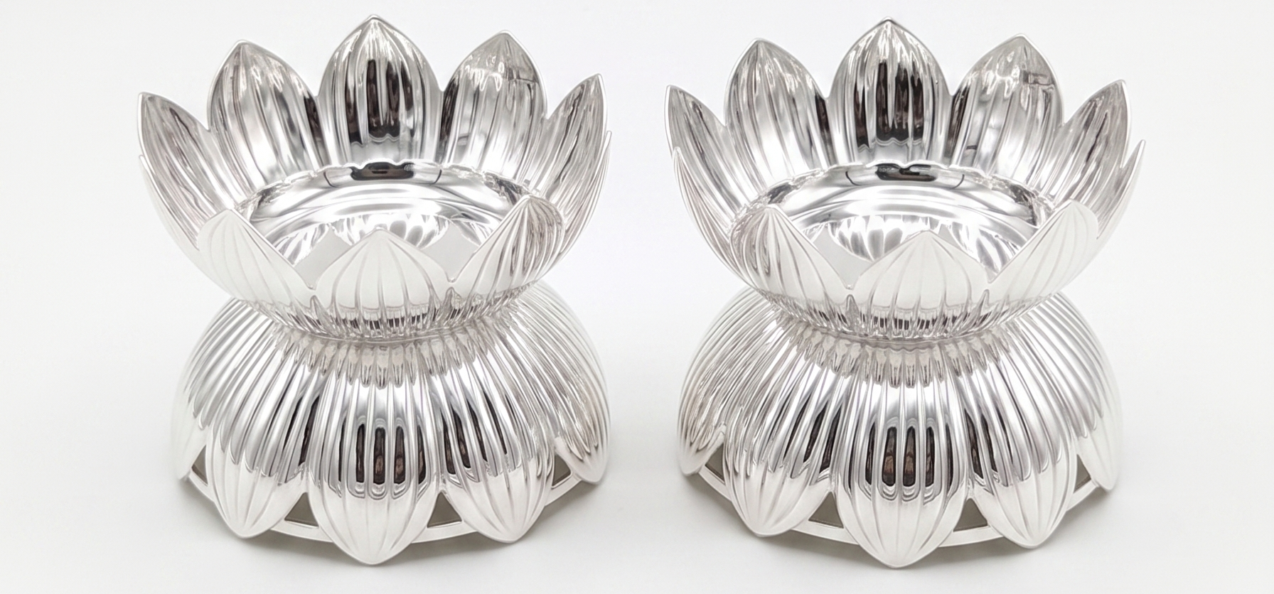 Small Lotus Candle Holder - Set of 2