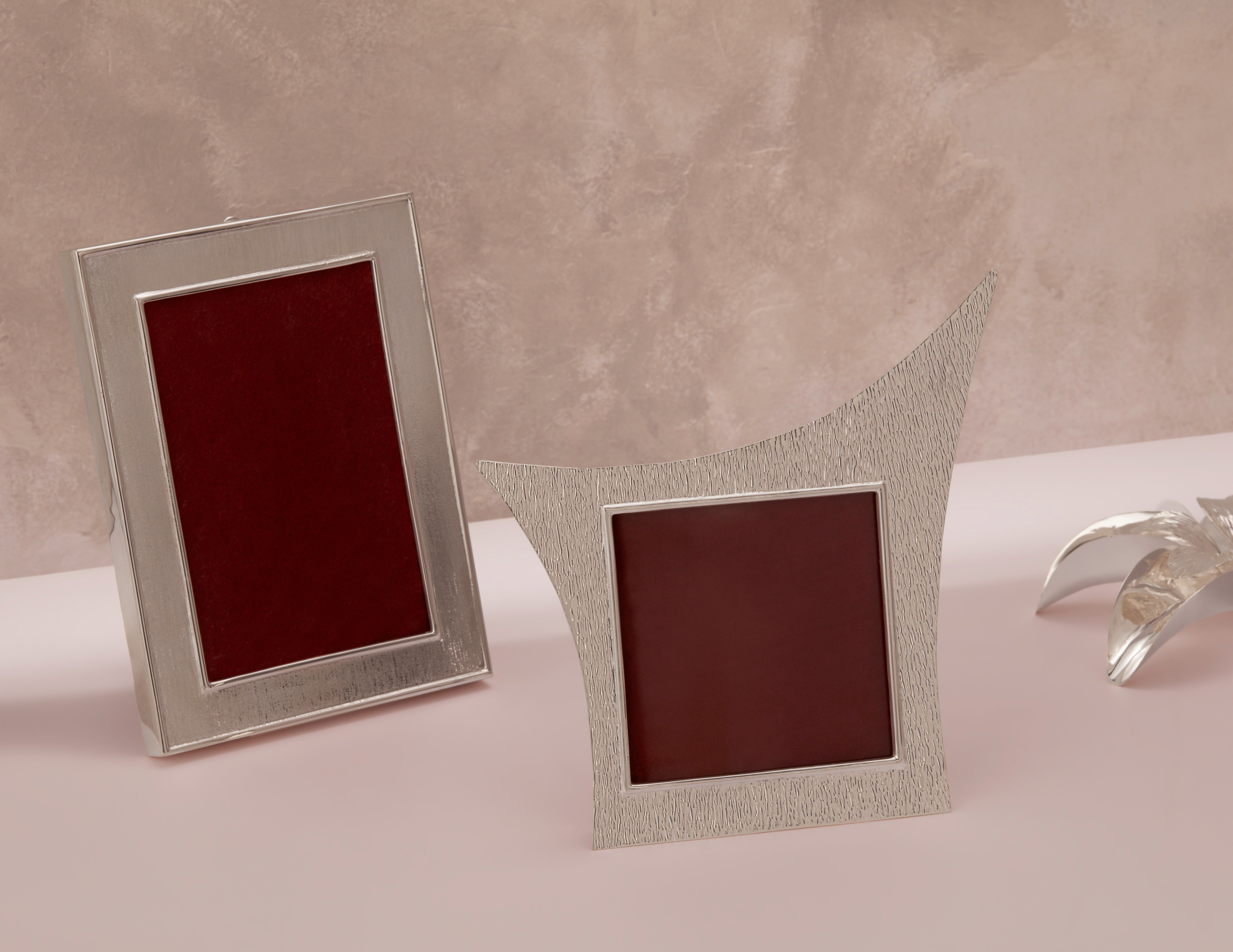 Classic Modern Photo Frame