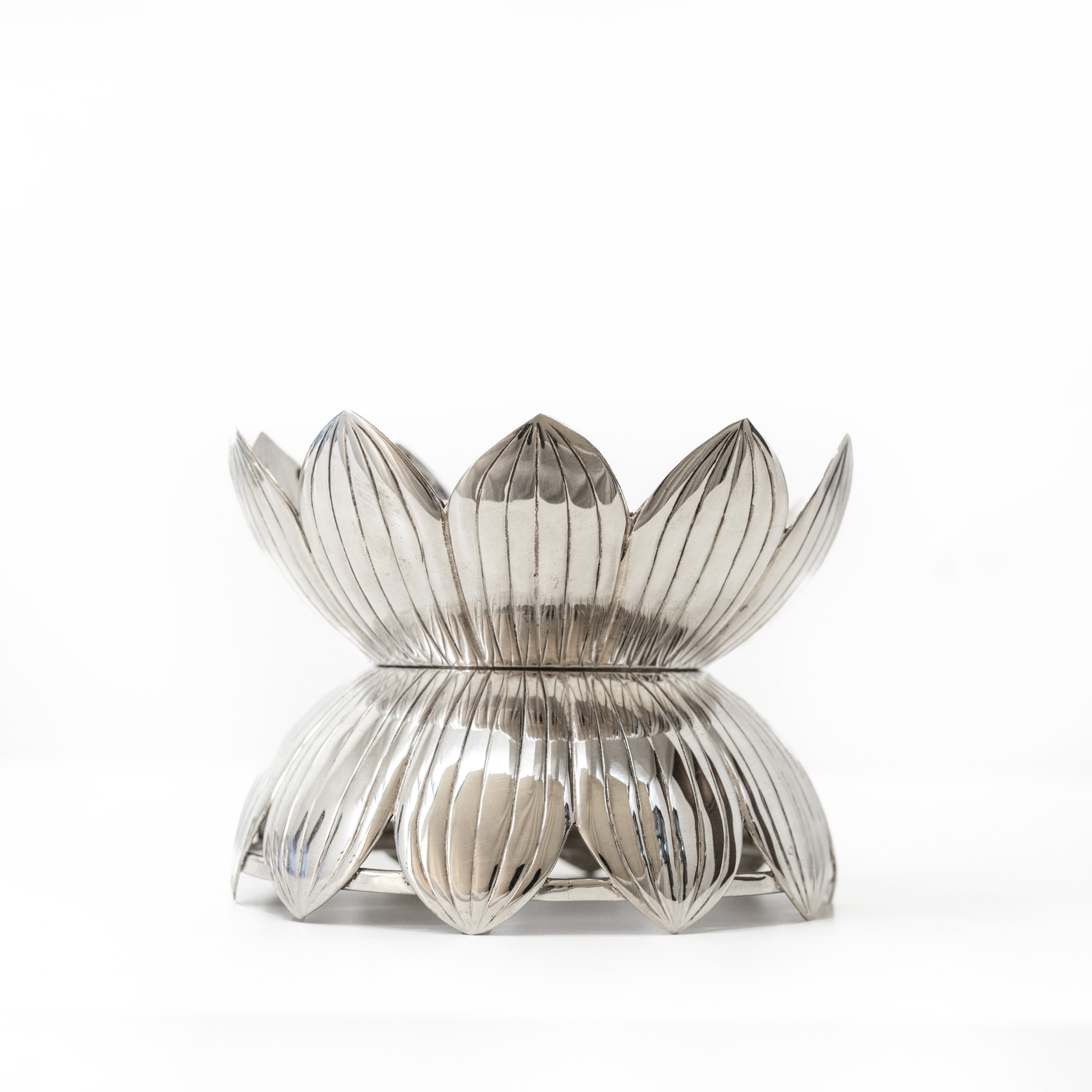 Small Lotus Candle Holder - Set of 2
